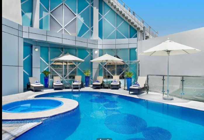 City Seasons Towers Hotel Dubai gallery image 1